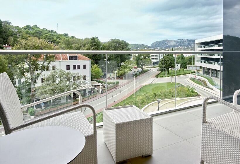 סוויטה קלאסית, Sheraton Dubrovnik Riviera