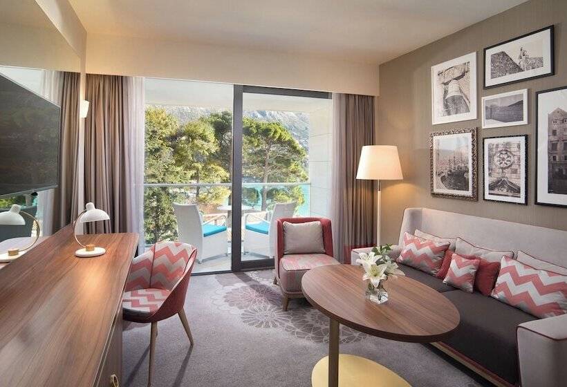 סוויטת אקזקיוטיב עם מרפסת, Sheraton Dubrovnik Riviera