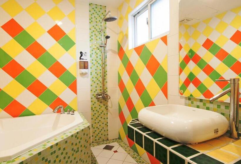 اتاق لوکس, Ocean Star B&b