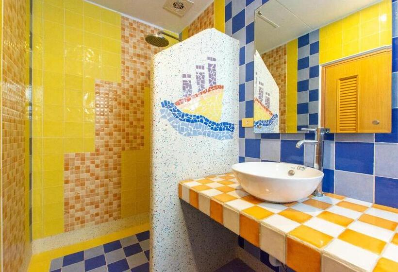 اتاق استاندارد, Ocean Star B&b