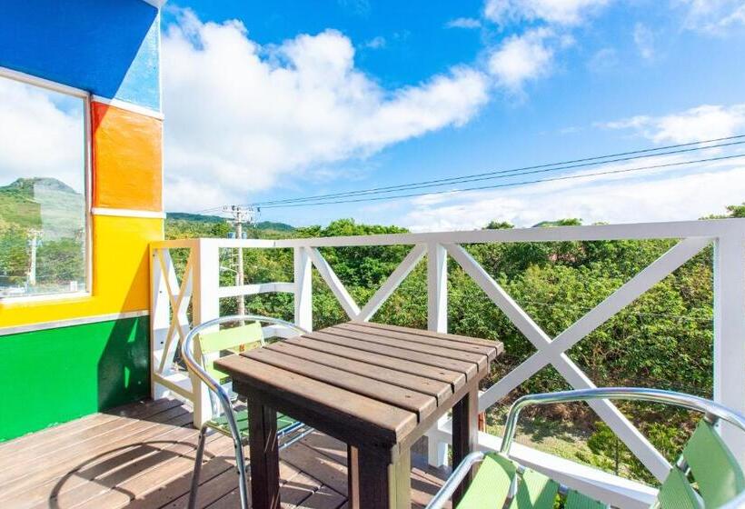 سوییت خانوادگی, Ocean Star B&b
