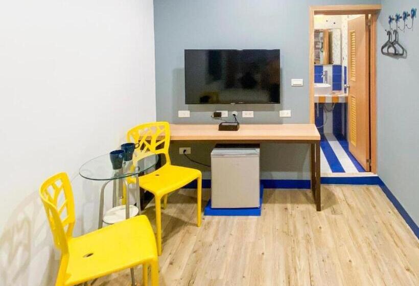 اتاق استاندارد, Ocean Star B&b