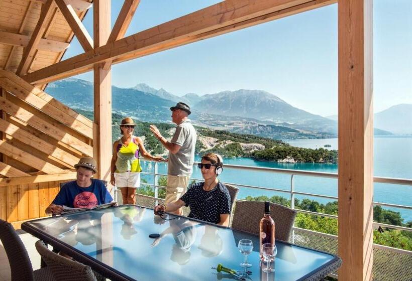 דירת שלושה חדרים, L Ecrin Du Lac