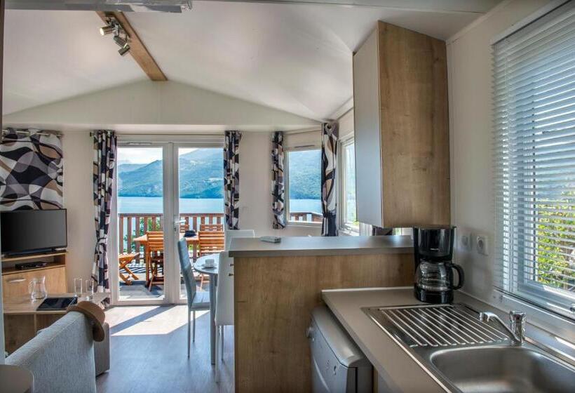 בקתת חדר, L Ecrin Du Lac