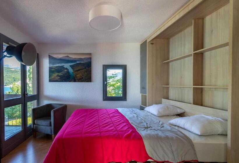 סטודיו סופריור, L Ecrin Du Lac