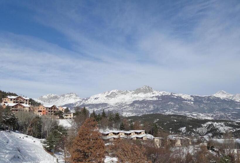 סטודיו סופריור, L Ecrin Du Lac