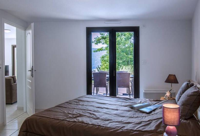 דירת שני חדרים, L Ecrin Du Lac