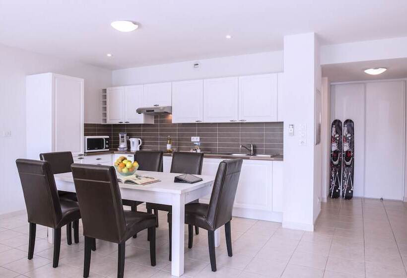 דירת 4 חדרים, L Ecrin Du Lac