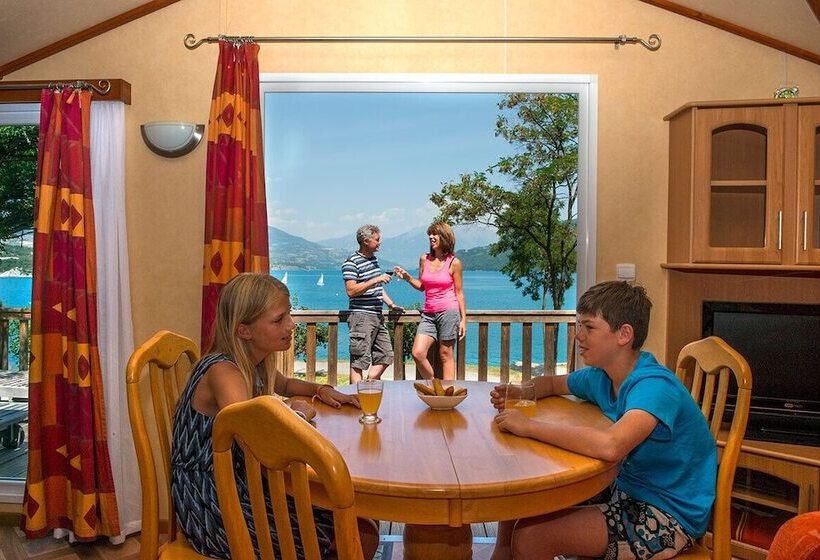 בקתת חדר, L Ecrin Du Lac