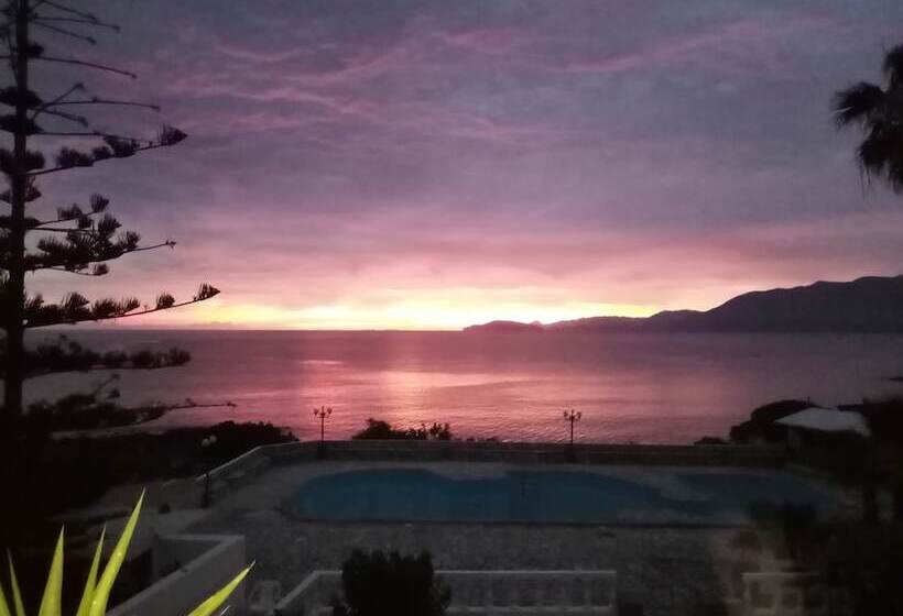 침실 2개 바다 전망 아파트, Vangelis Villas