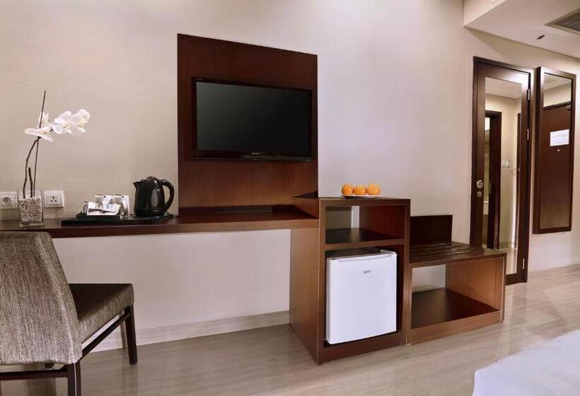 Номер Deluxe, Aston Imperial Bekasi Hotel & Conference Center