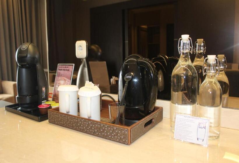 프리미엄 룸, Aston Imperial Bekasi Hotel & Conference Center