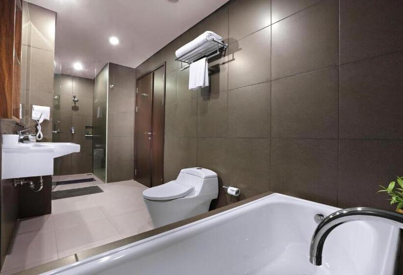 주니어 스위트, Aston Imperial Bekasi Hotel & Conference Center