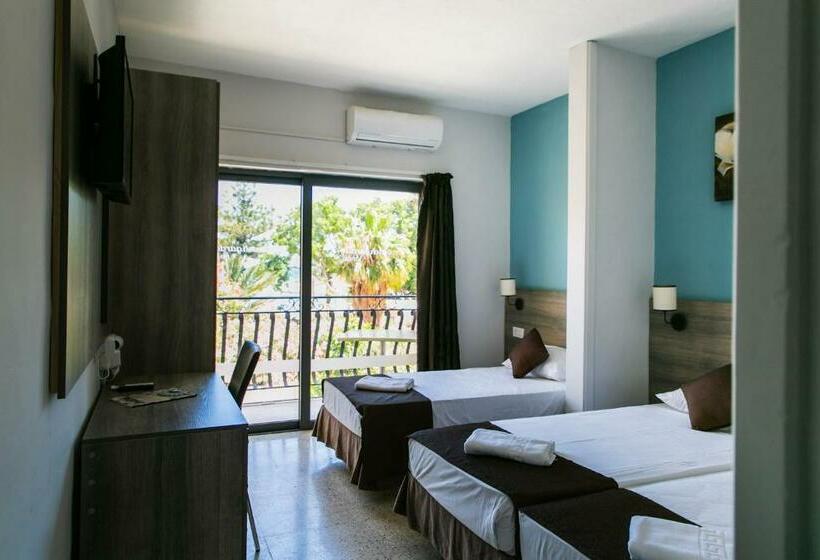 اتاق استاندارد چهار تخته, Beach Garden