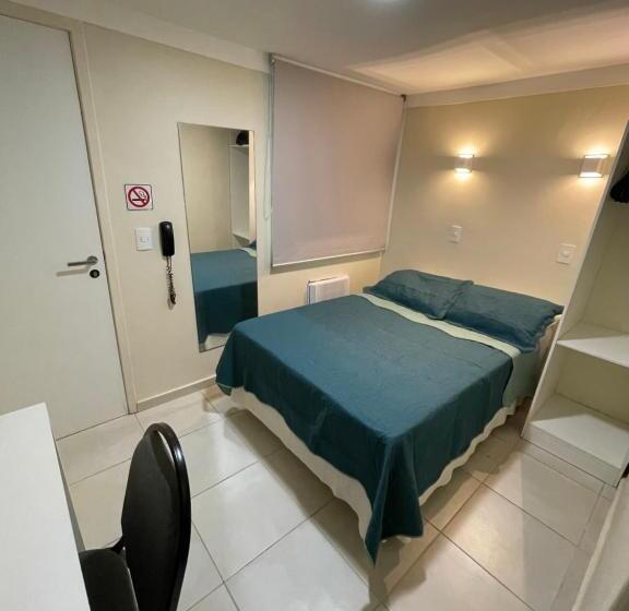 이코노미 룸, Cantareira