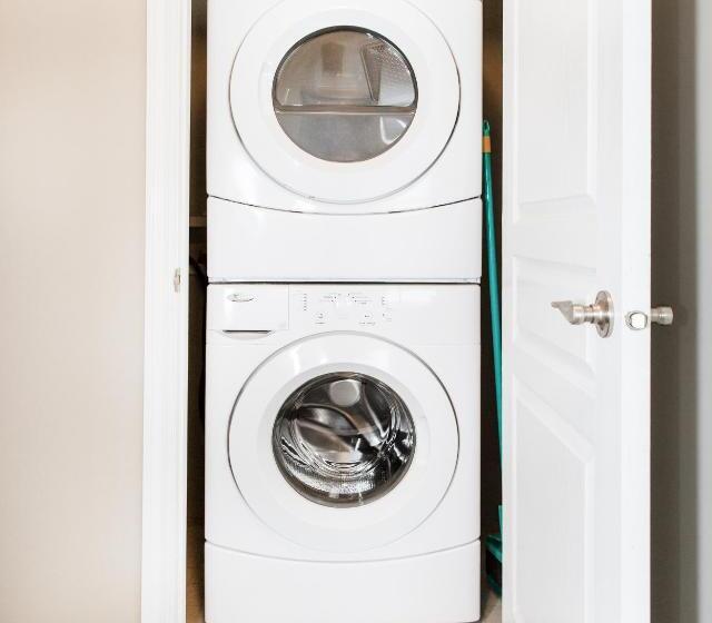 سوئیت 2 خوابه, Canterra Suites