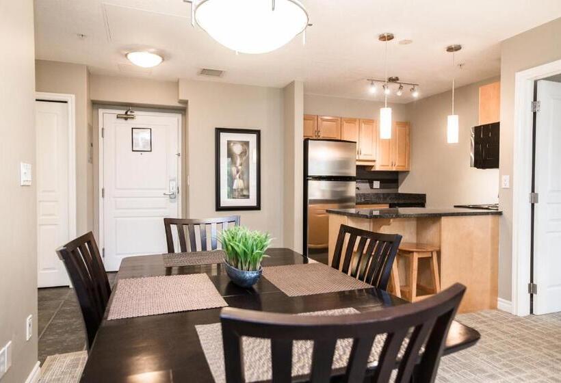 سوئیت 2 خوابه, Canterra Suites