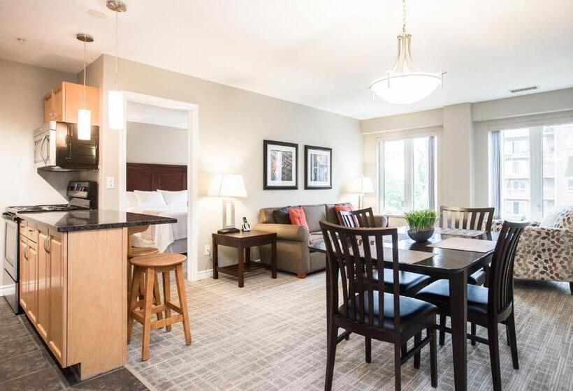 سوئیت 2 خوابه, Canterra Suites