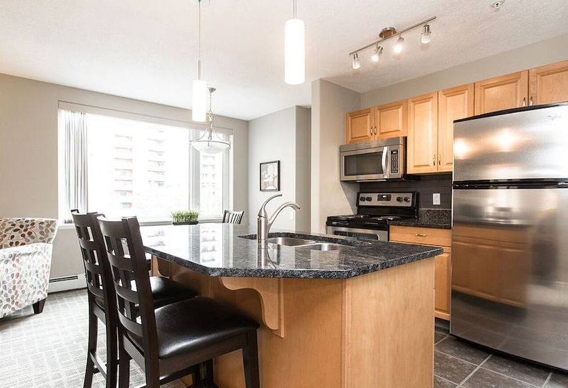 سوییت, Canterra Suites