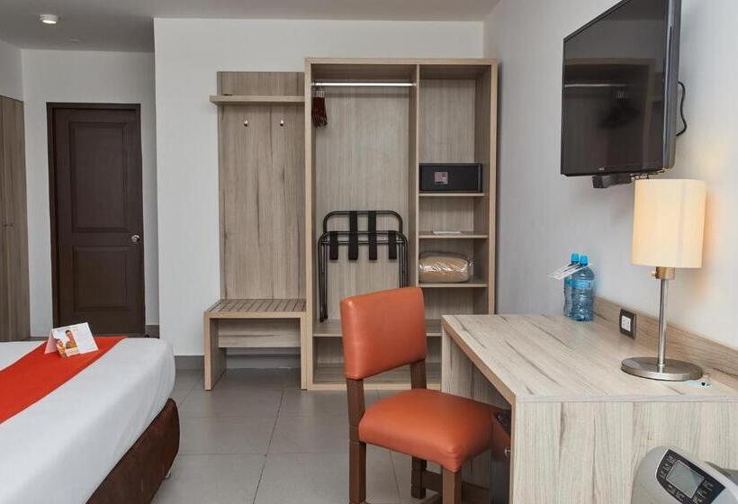 جناح جونيور, Casa Andina Standard Machu Picchu