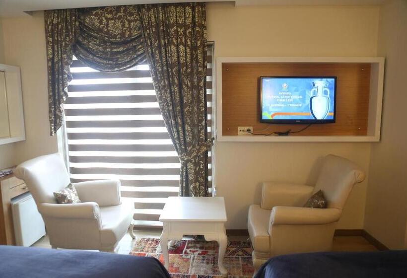 اتاق استاندارد سه نفره, Cebeciler