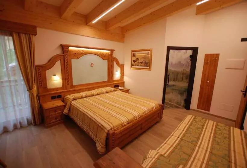 デラックストリプルルーム, Chalet Alaska