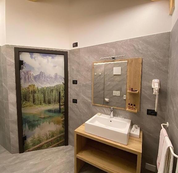 豪华三人间, Chalet Alaska