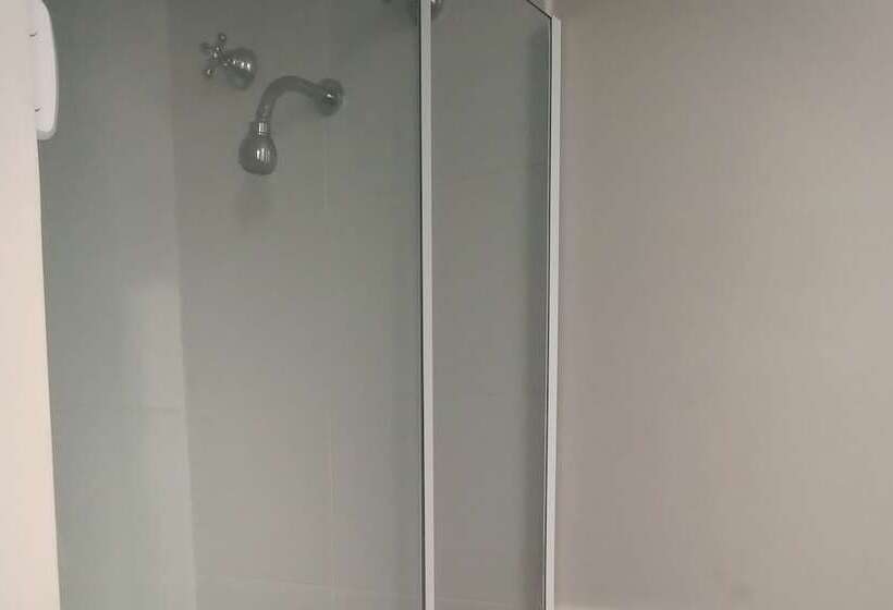 اتاق استاندارد یک نفره, Compact