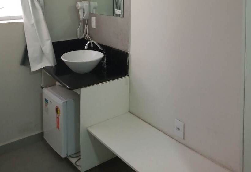 اتاق استاندارد یک نفره, Compact