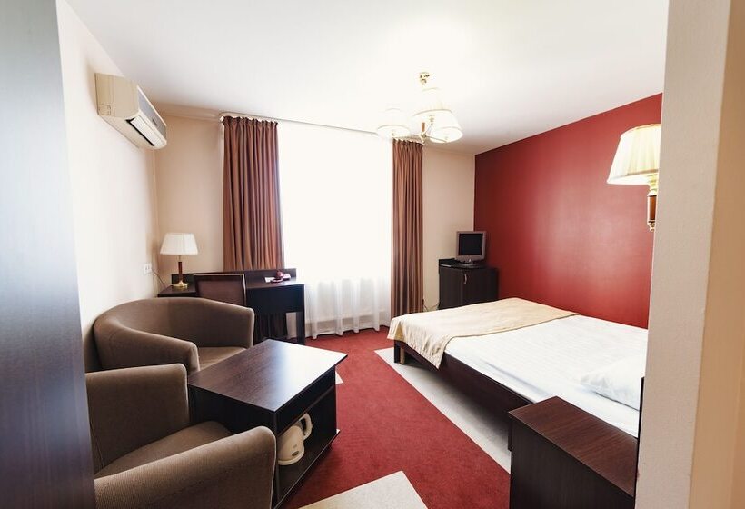 חדר סופריור, Deryabin