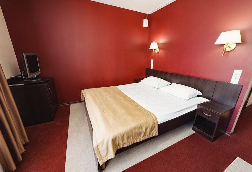 חדר סופריור, Deryabin