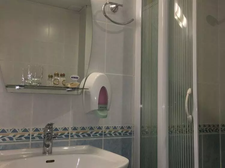استودیوی استاندارد, Deryabin