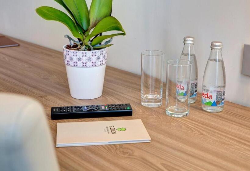 اتاق لوکس, Eden