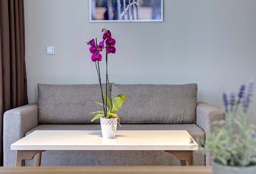 مجموعه ویستا شهر, Eden