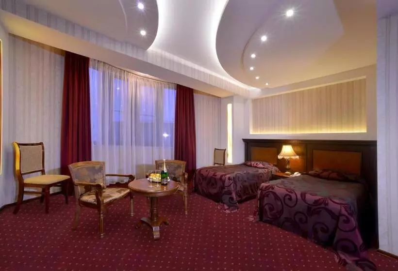 اتاق لوکس, Spa Hotel Grace Forum