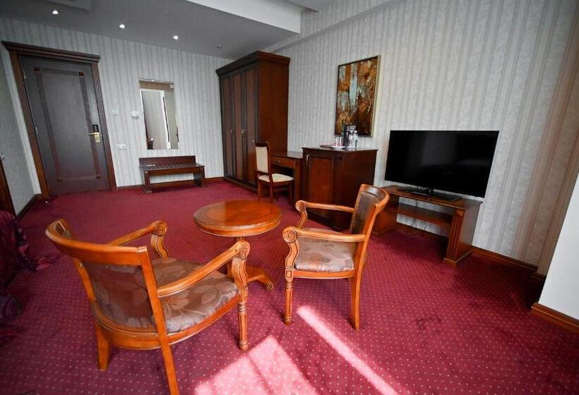 디럭스 룸, Spa Hotel Grace Forum