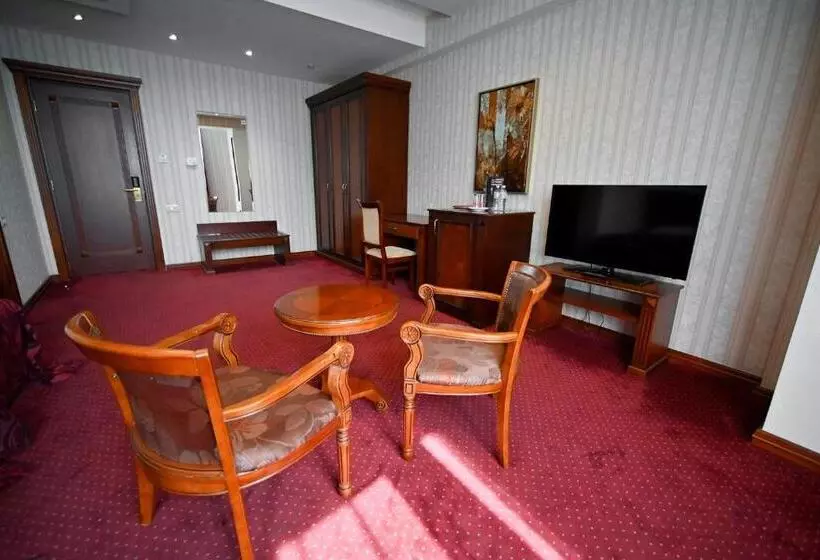 اتاق لوکس, Spa Hotel Grace Forum