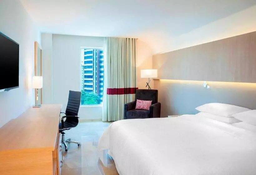 キングサイズベッドのクラシックルーム, Four Points By Sheraton Barranquilla