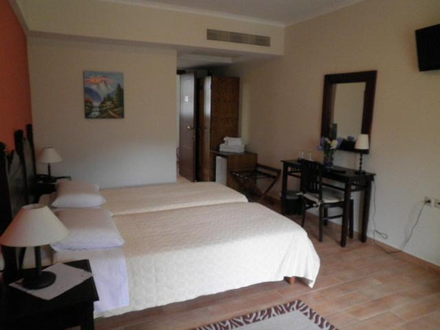 スーペリアールーム, Melegos Inn