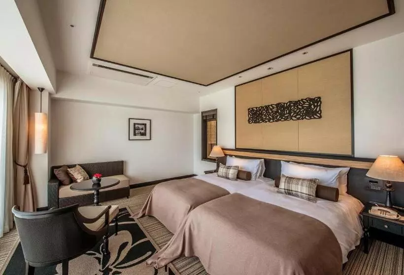 オーシャンビュースーペリアールーム, Monterey Okinawa Spa & Resort