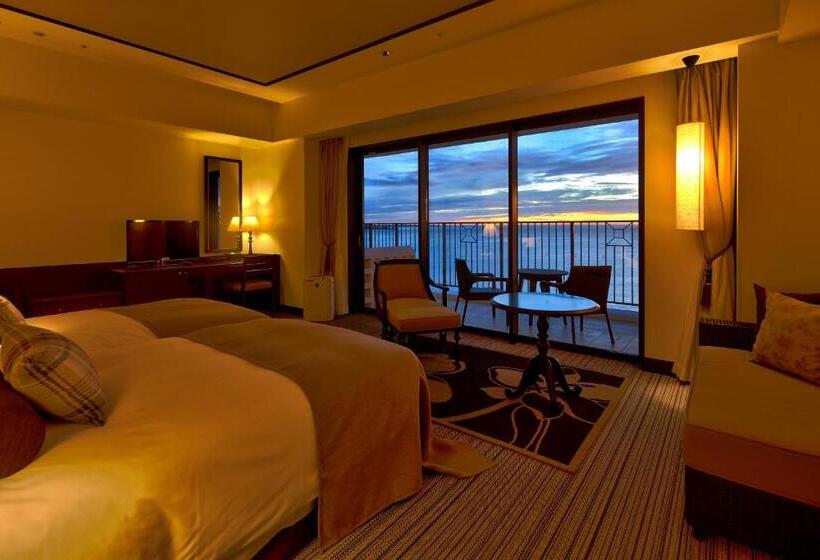 اتاق لوکس با چشمانداز دریا, Monterey Okinawa Spa & Resort