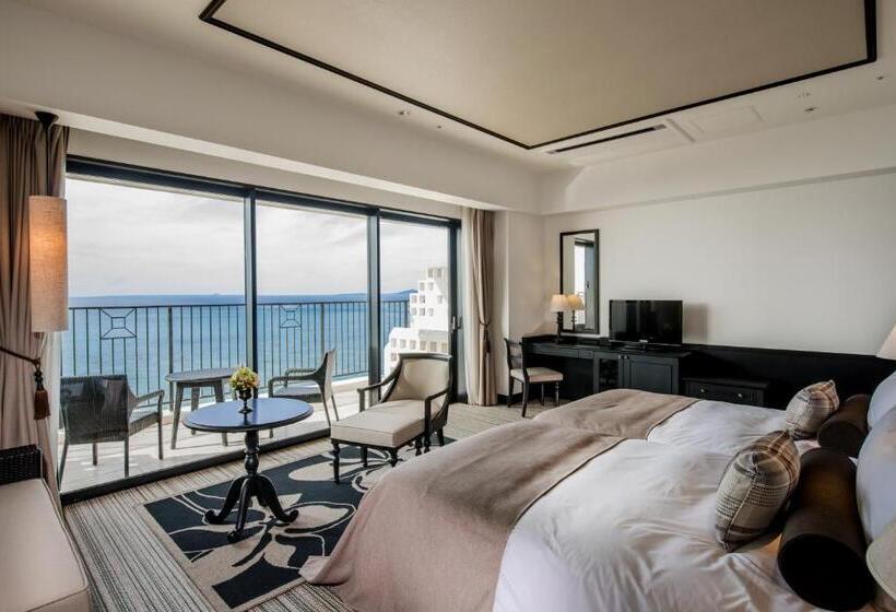 اتاق لوکس با چشمانداز دریا, Monterey Okinawa Spa & Resort