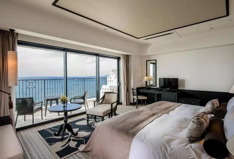 オーシャンビューデラックスルーム, Monterey Okinawa Spa & Resort