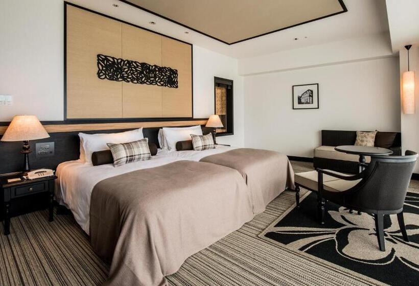 اتاق لوکس با چشمانداز دریا, Monterey Okinawa Spa & Resort