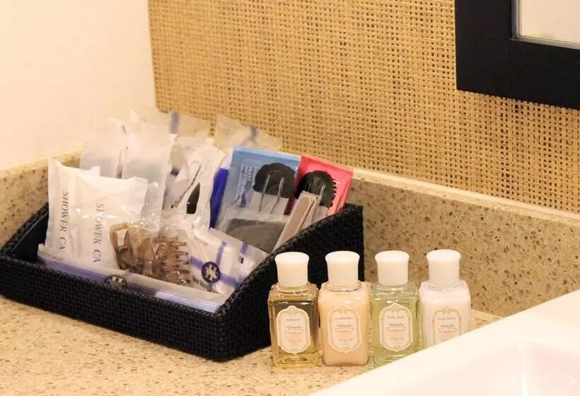 オーシャンビューデラックスルーム, Monterey Okinawa Spa & Resort