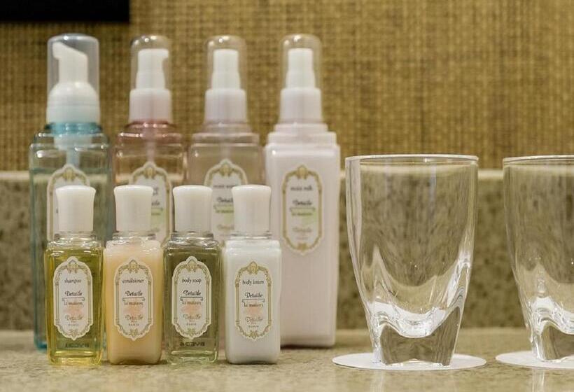 اتاق استاندارد با چشم‌انداز دریا, Monterey Okinawa Spa & Resort