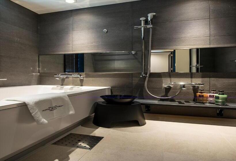 اتاق استاندارد با چشمانداز دریا, Monterey Okinawa Spa & Resort