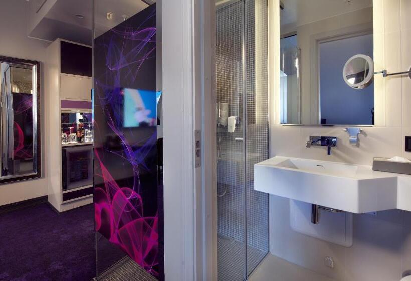 חדר דלוקס, Oleana