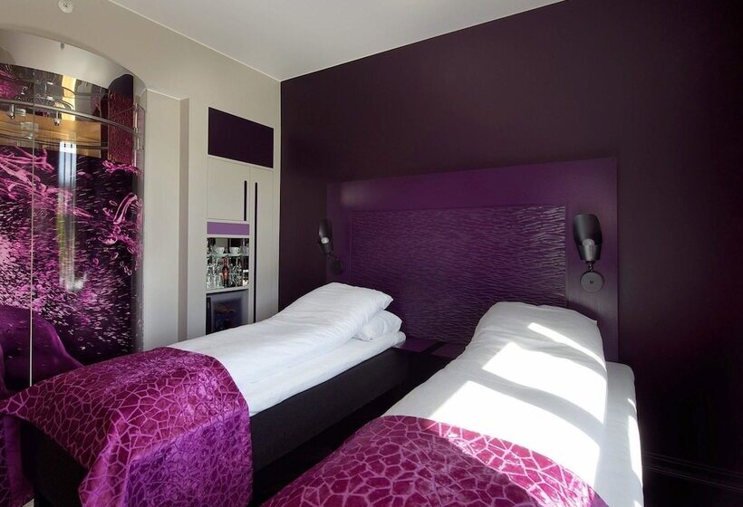 חדר סופריור, Oleana