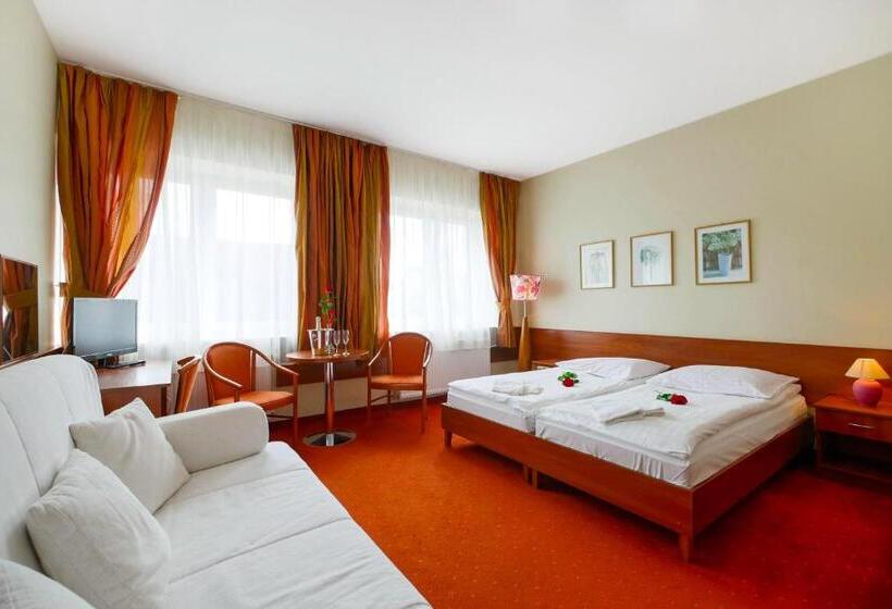 スタンダードトリプルルーム, Ośrodek Wypoczynkowy Alcest